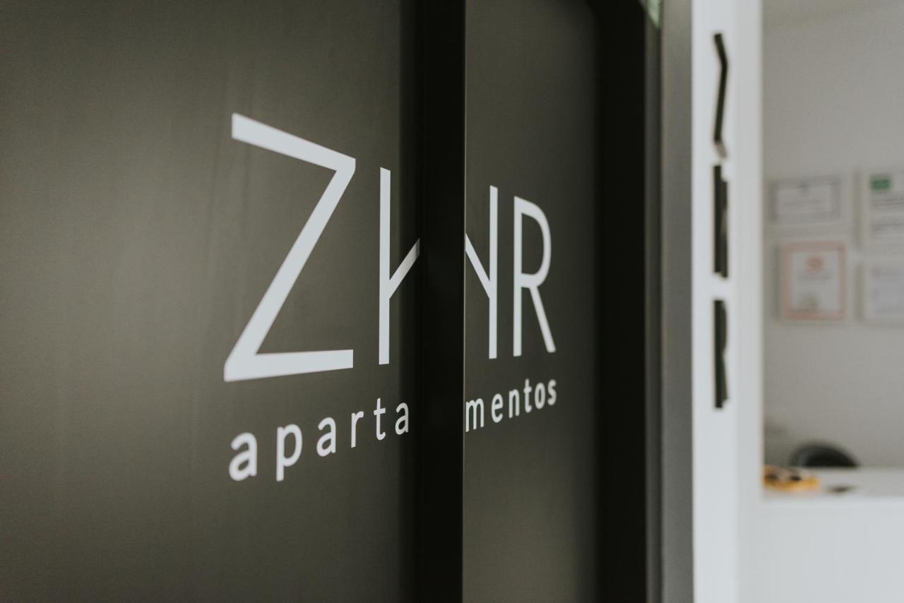 Apartamentos Zhr サアラ・デ・ロス・アトゥネス エクステリア 写真